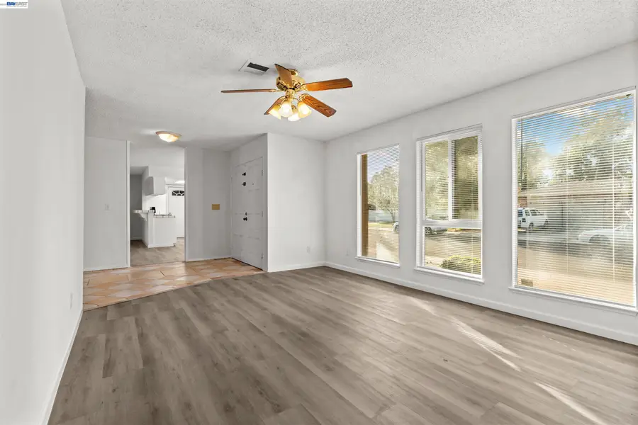 2709 Albion Way, Modesto, CA 95358 - #3