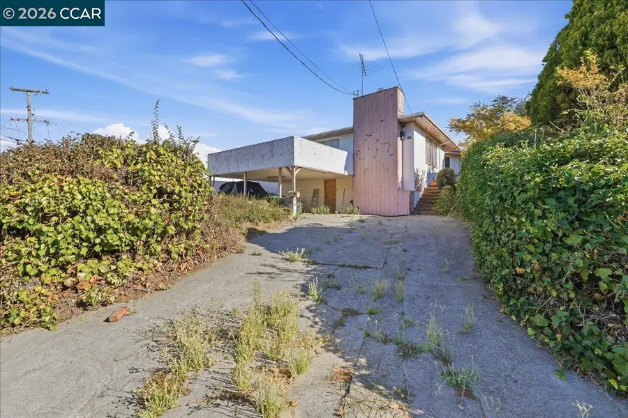 5316 Harbord Dr, Oakland, CA 94618 - #2