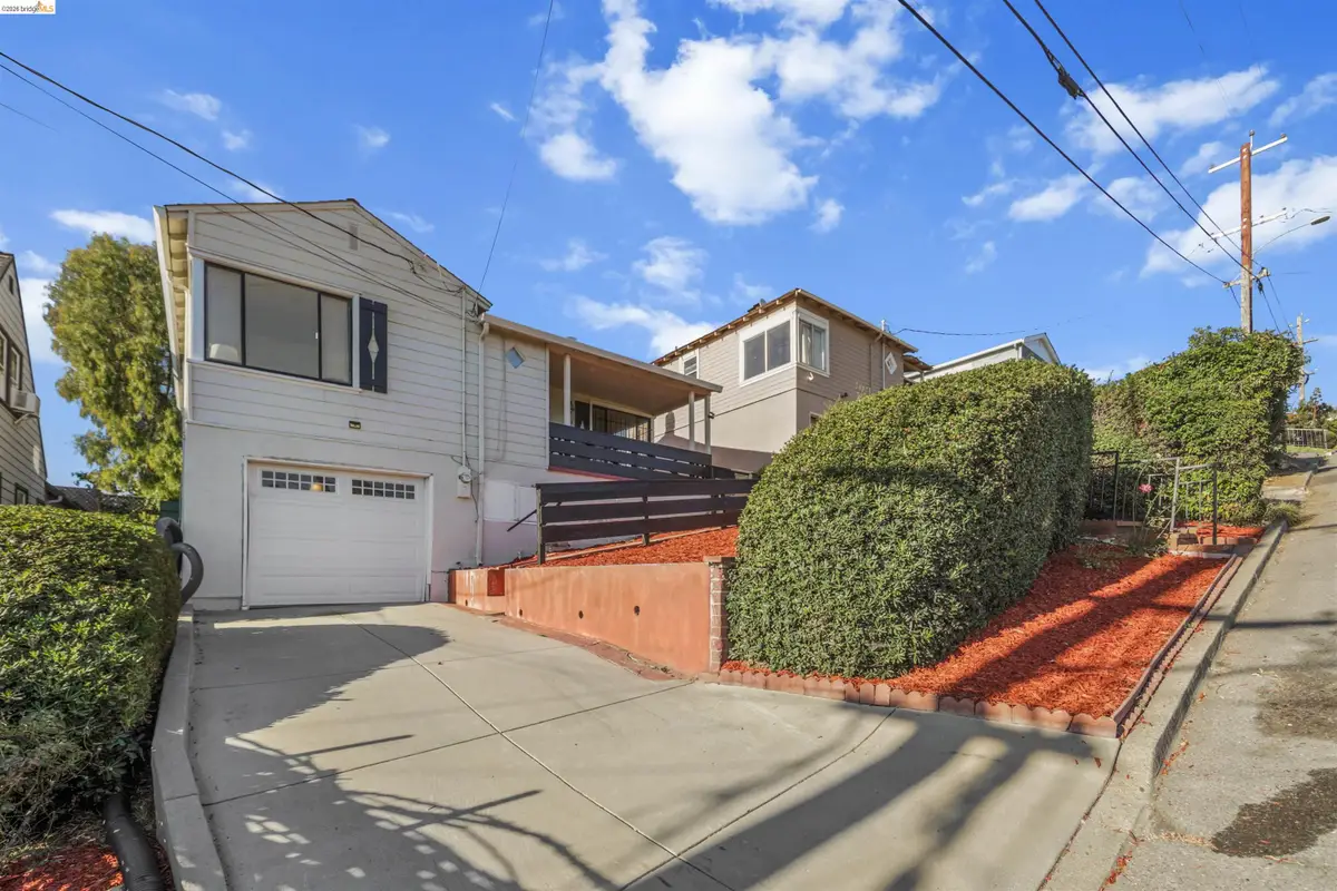 3301 82nd Ave, Oakland, CA 94605 - #1