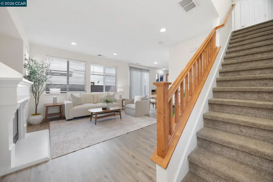 570 Terrano Ct, Fairfield, CA 94534 - #3