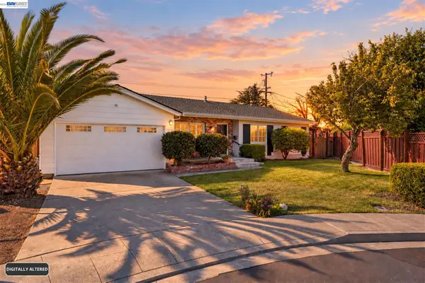 8420 Cavalier Ct, Dublin, CA 94568