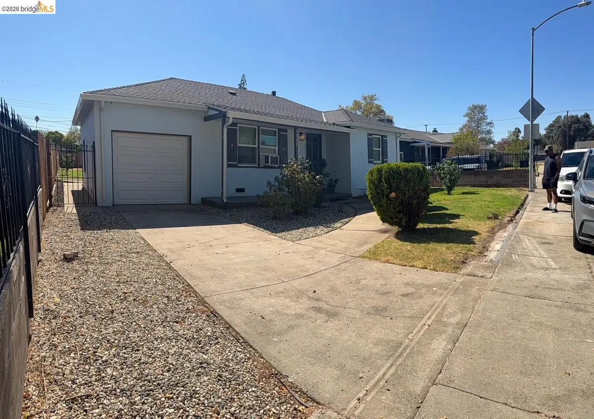 4440 Orinda, Sacramento, CA 95820 - #1