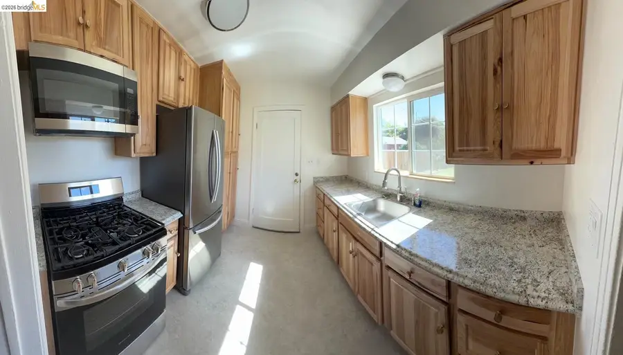 4440 Orinda, Sacramento, CA 95820 - #3