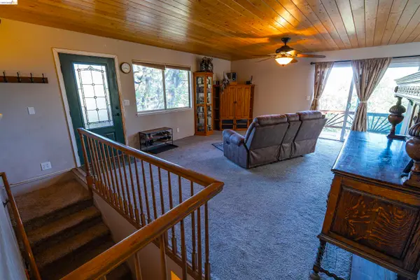 23965 Hitching Post Rd., Sonora, CA 95370