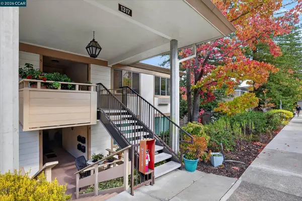 1317 Ptarmigan Dr #7, Walnut Creek, CA 94595