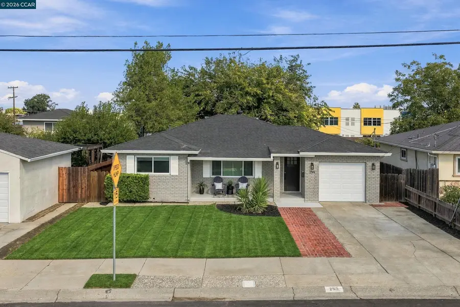 299 El Dorado Dr, Pittsburg, CA 94565 - #2