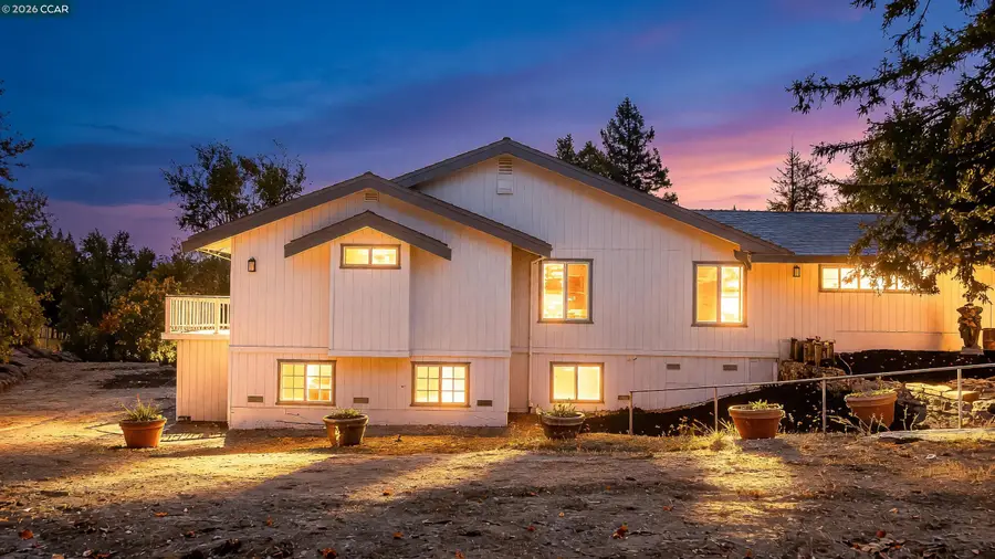 370 Vernal Dr, Alamo, CA 94507 - #2