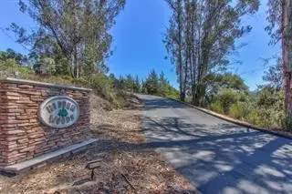 7190 Azzelio Way, Salinas, CA 93907