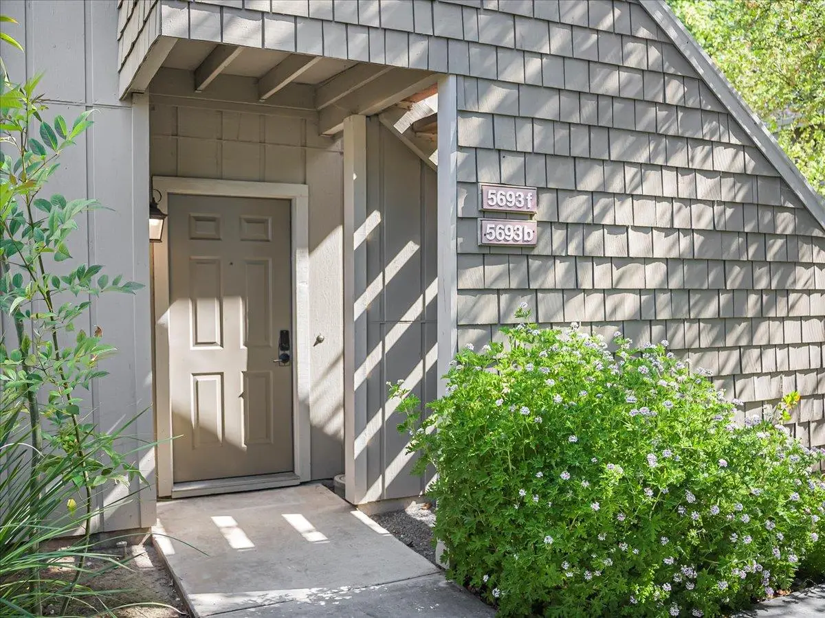5693 Makati Circle #B, San Jose, CA 95123 - #1