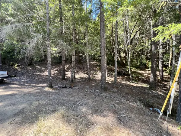 24858 Clover Road, Willits, CA 95490