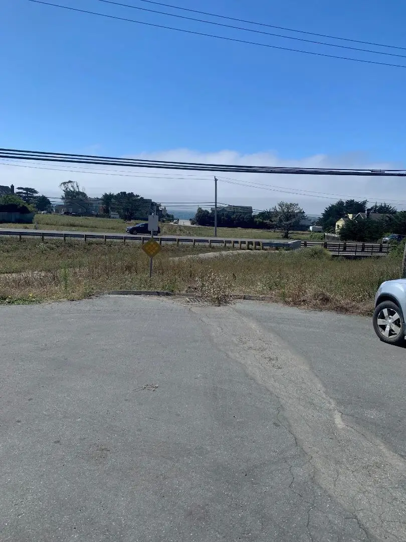 318 Coronado Avenue, Half Moon Bay, CA 94019 - #3
