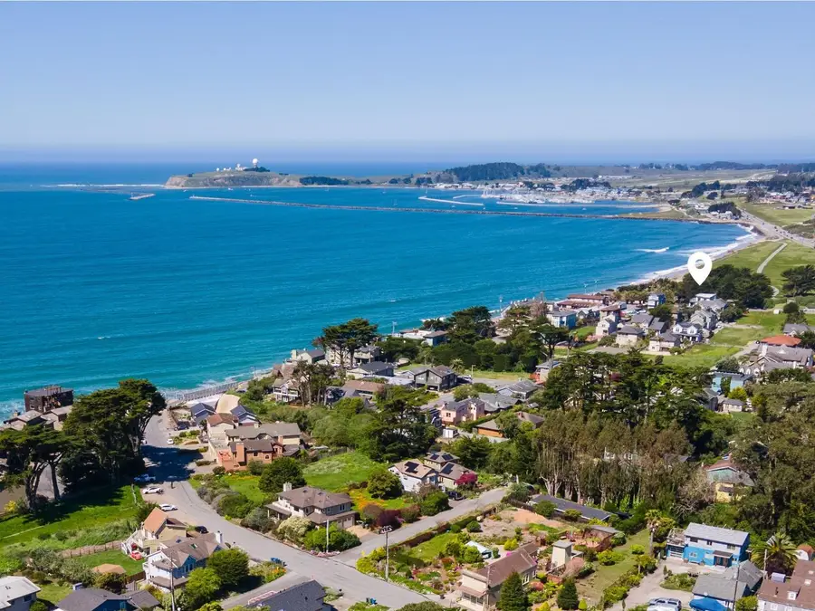 121 Magellan Avenue, Half Moon Bay, CA 94019 - #2
