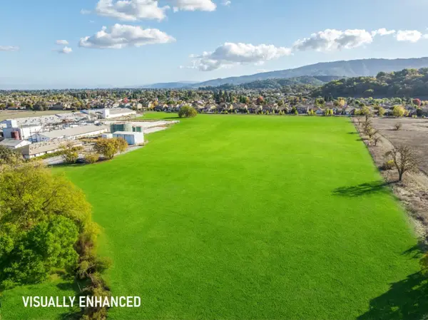1180 Day Road, Gilroy, CA 95020