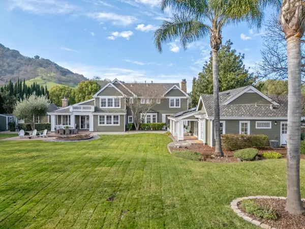 1450 Lakeview Court, San Martin, CA 95046