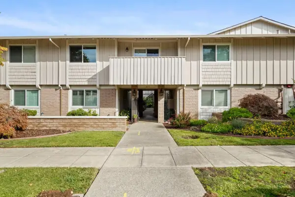 477 Lassen Street #6, Los Altos, CA 94022