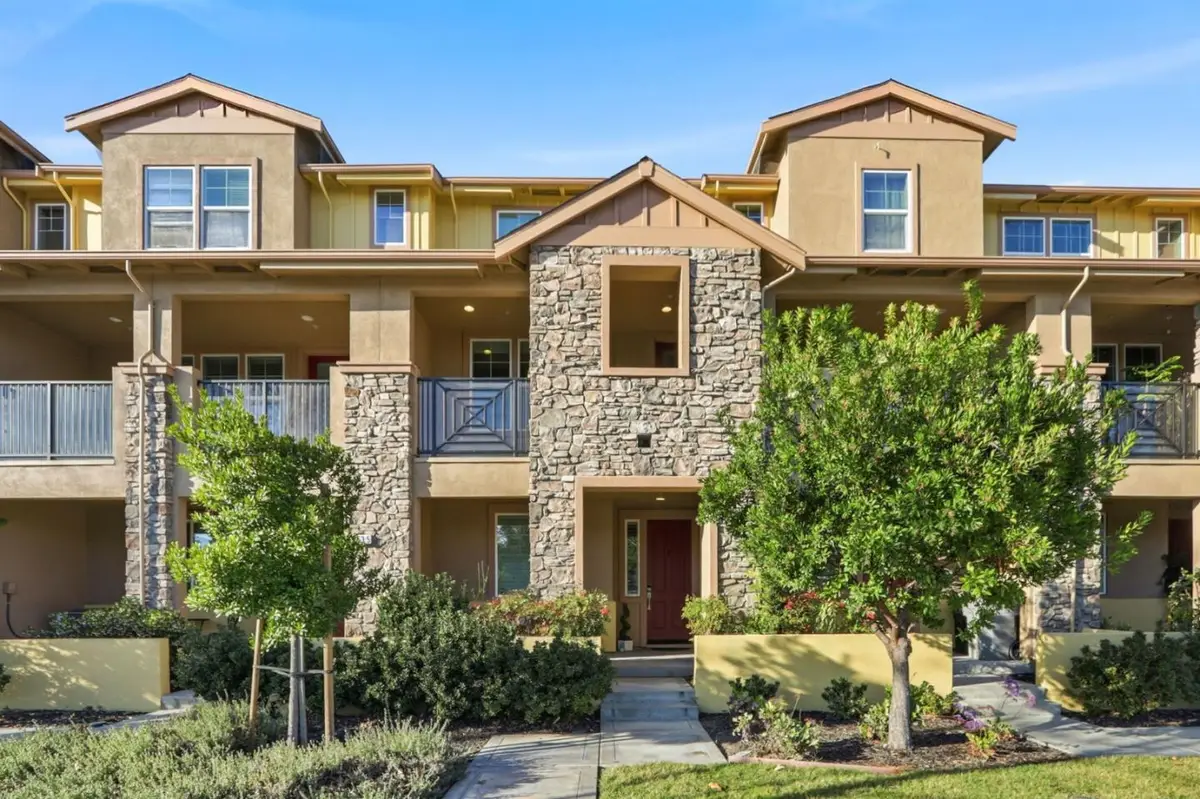 1653 Hillsdale Avenue #4, San Jose, CA 95124 - #1