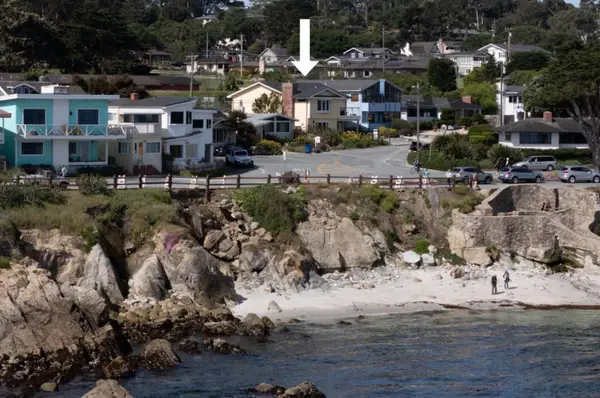 835 Seapalm Avenue, Pacific Grove, CA 93950