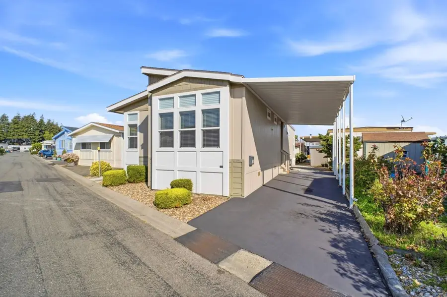 1200 W Winton Avenue #203, Hayward, CA 94545 - #2