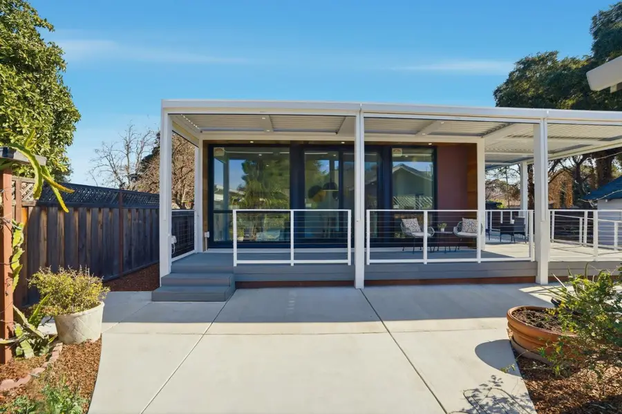 2260 Clarke Avenue, East Palo Alto, CA 94303 - #2