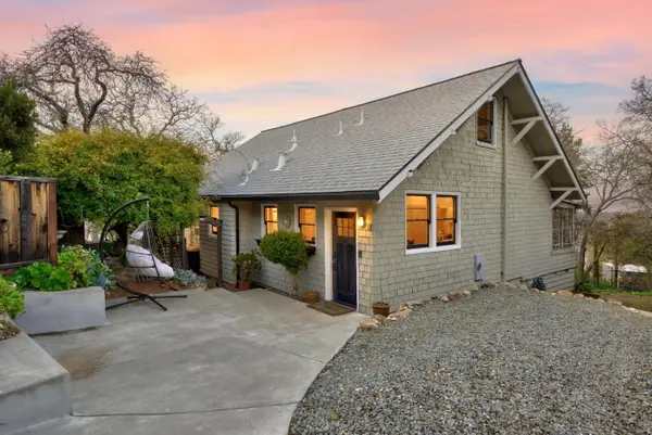 8 Central Court, Los Gatos, CA 95030