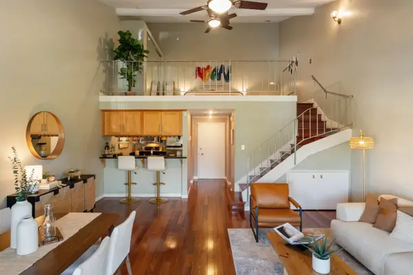 707 Fathom Drive #208, San Mateo, CA 94404