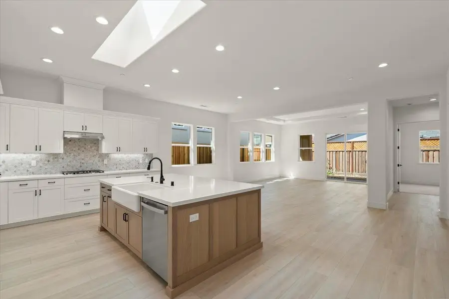 2112 Red Oak Drive, Hollister, CA 95023 - #2