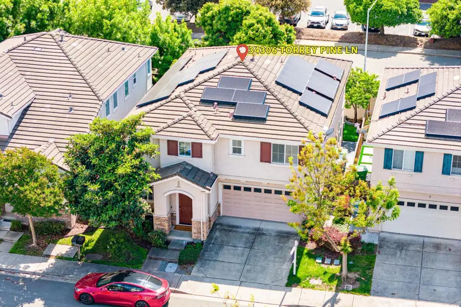34306 Torrey Pine Ln, Union City, CA 94587 - #2