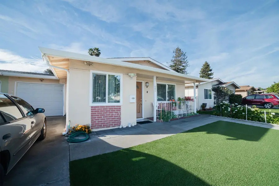 608 Bronte Avenue, Watsonville, CA 95076 - #2