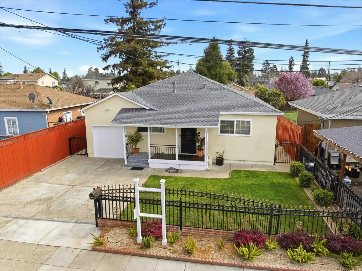 732 4th Avenue, Redwood City, CA 94063 - #1