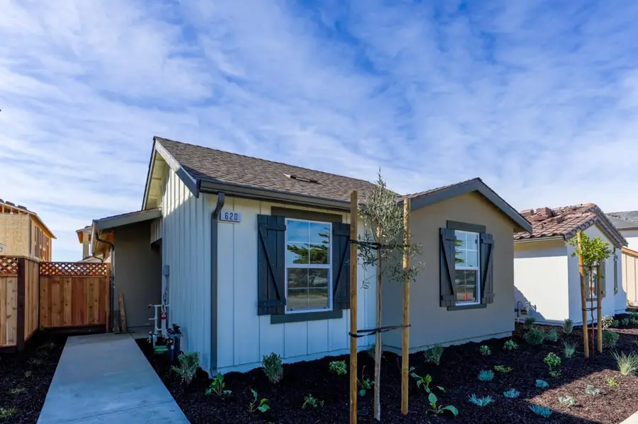 626 Carmel Avenue, Marina, CA 93933 - #2