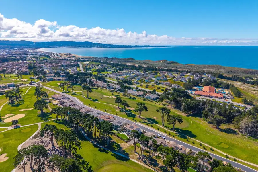 1814 Links Drive, Seaside, CA 93955 - #3