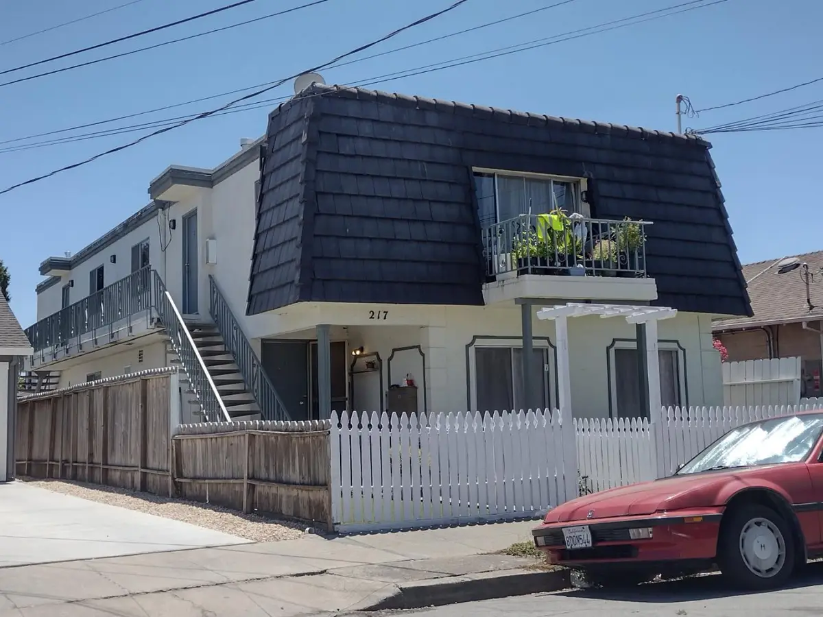 217 Madison Avenue, Redwood City, CA 94061 - #1
