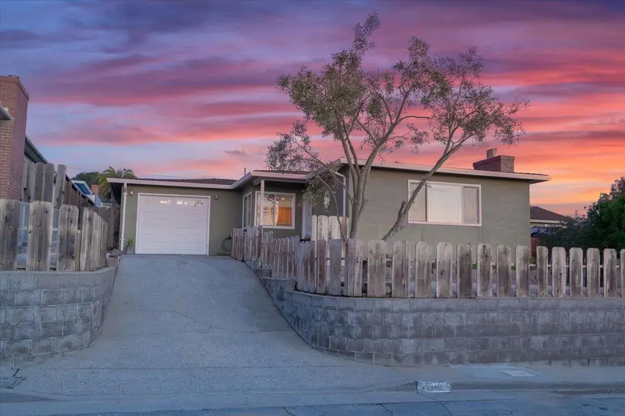 1610 Soto Street, Seaside, CA 93955 - #2