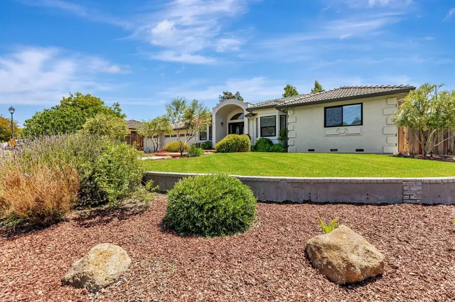 640 S Ridgemark Drive, Hollister, CA 95023 - #2