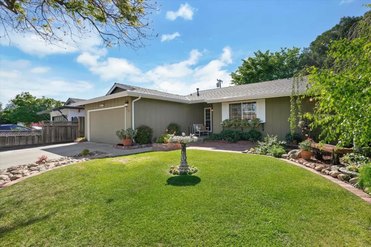 1486 Blackstone Avenue, San Jose, CA 95118 - #1