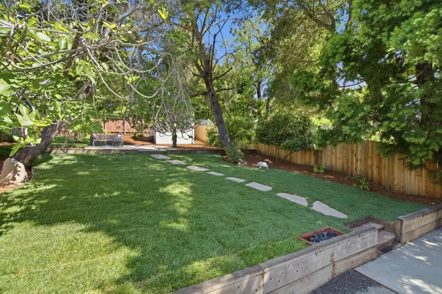 1860 San Carlos Avenue, San Carlos, CA 94070 - #3