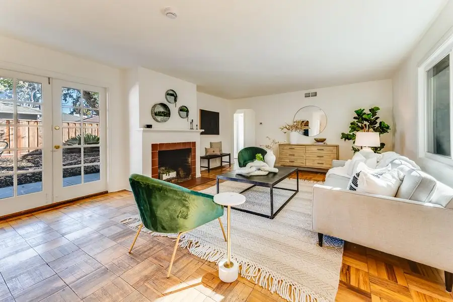 2620 Middlefield Road, Palo Alto, CA 94306 - #3