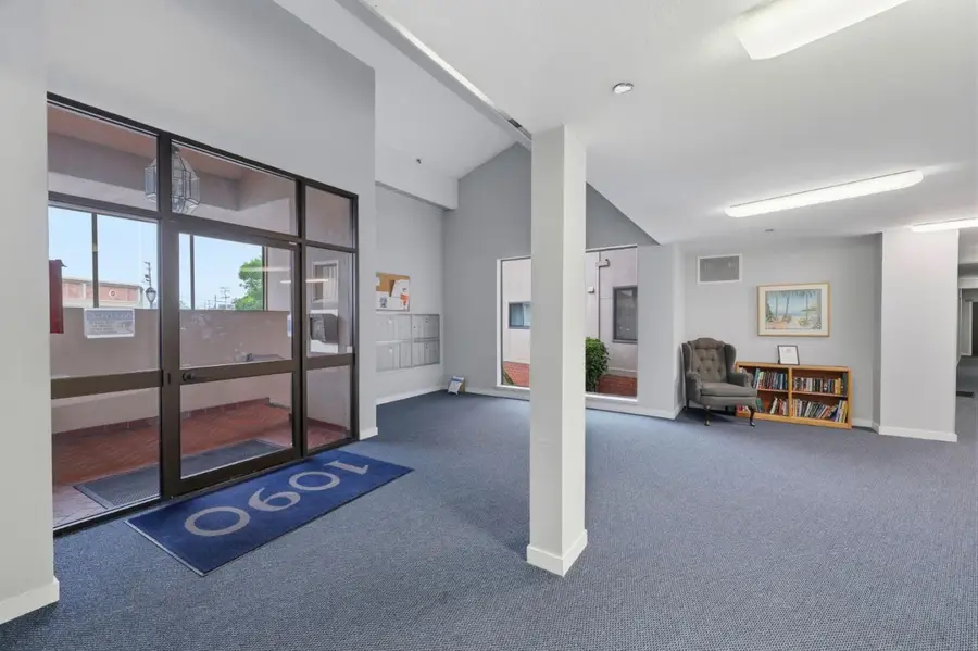 1090 Main Street #201, Redwood City, CA 94063 - #2