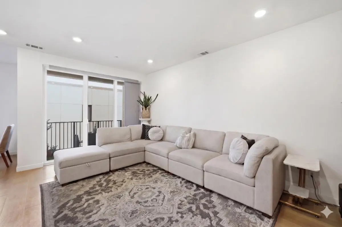 493 Cambridge Street, San Francisco, CA 94134 - #1