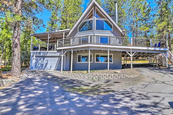 20135 Pine Mountain Drive, Groveland, CA 95321