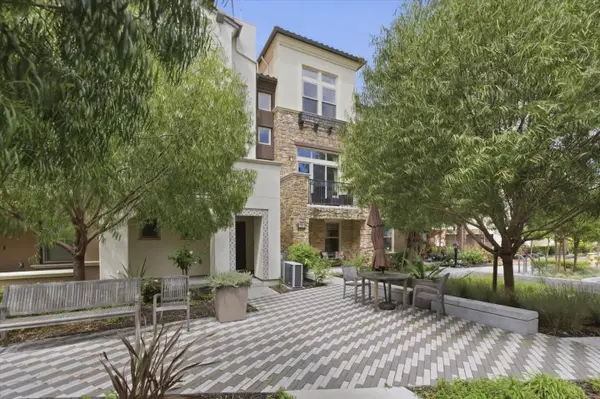 302 Cherokee Loop, Mountain View, CA 94043