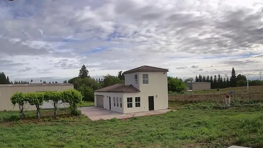 5317 Mesa Drive, Oakdale, CA 95361 - #2