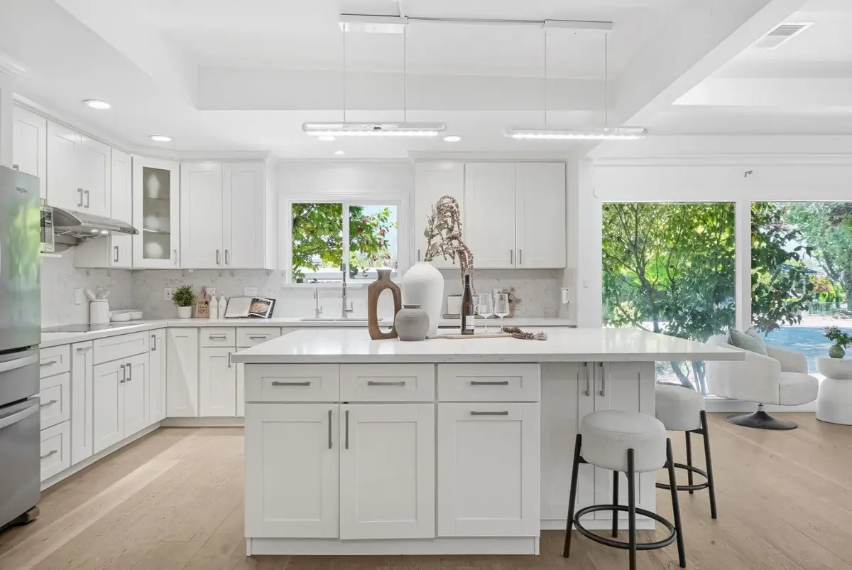 592 Sunnymount Avenue, Sunnyvale, CA 94087 - #1