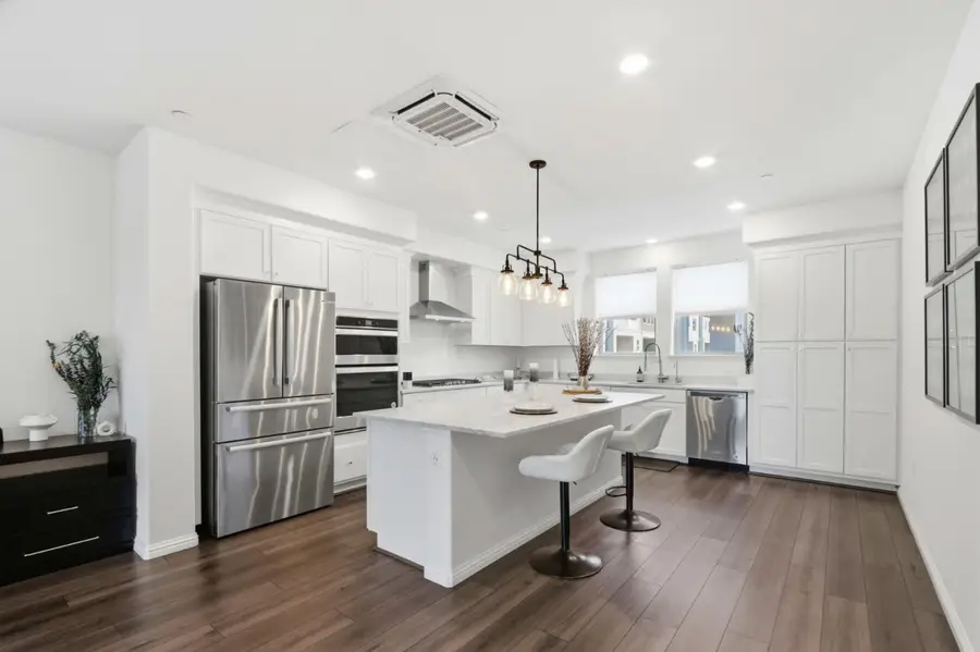 6709 Magnetic Loop, San Jose, CA 95119 - #3