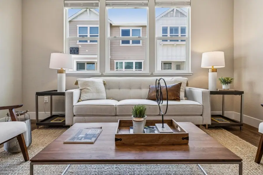 21 Tidal Way, San Mateo, CA 94401 - #3