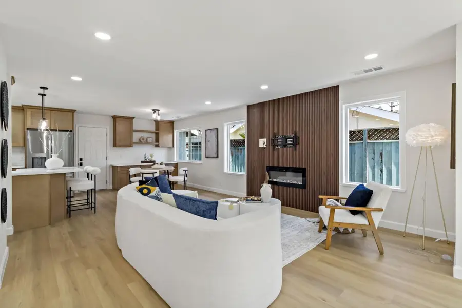 1304 Antwerp Lane, San Jose, CA 95118 - #2