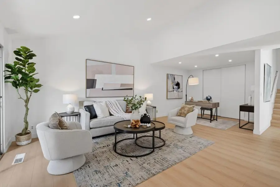 20288 Northwest Square, Cupertino, CA 95014 - #3