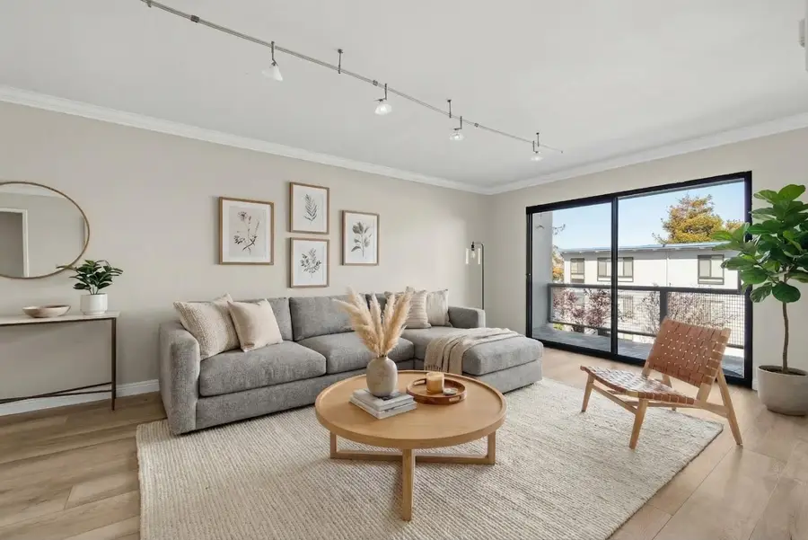 8 Commodore Drive #C457, Emeryville, CA 94608 - #3