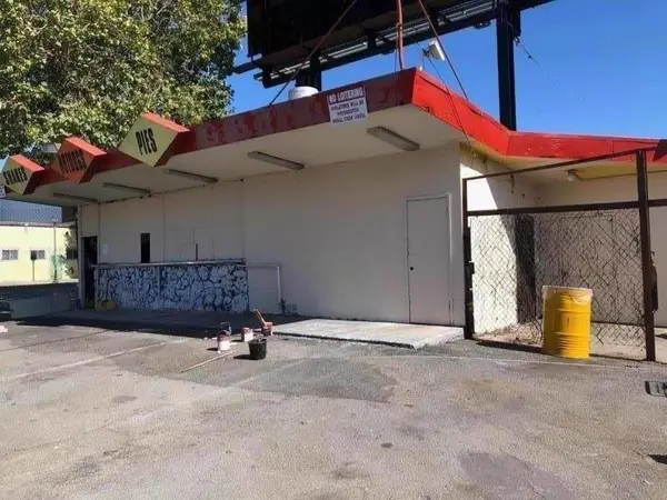 5325 San Pablo Avenue, Oakland, CA 94608