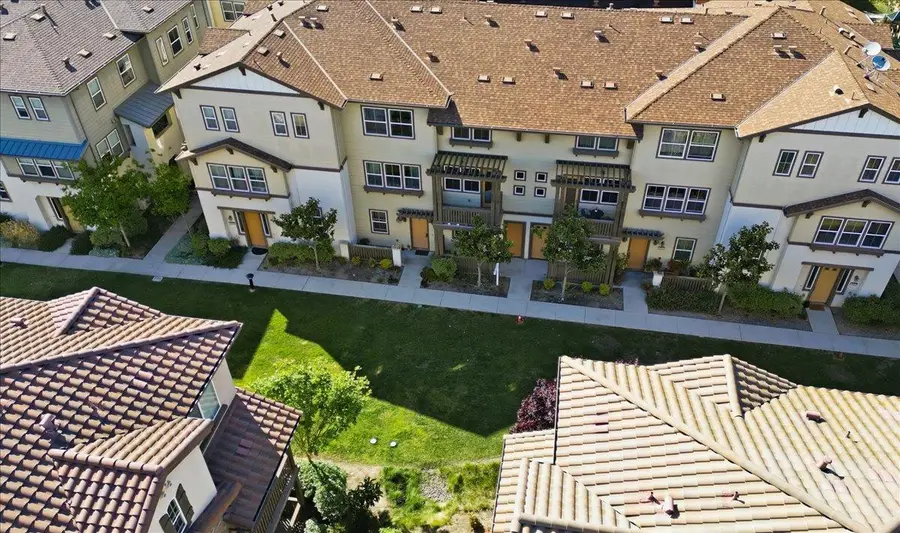 2061 Kiwi, San Jose, CA 95133 - #3